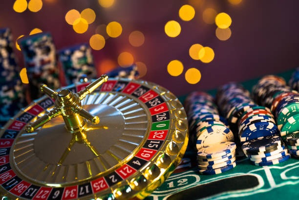 rose toto mobile app interface showing sportsbook and live dealer menus