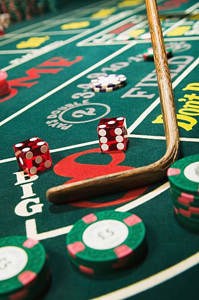 The central interface of Fortune Rabbit slot displaying the 3-4-3 reel layout and golden prize symbols.